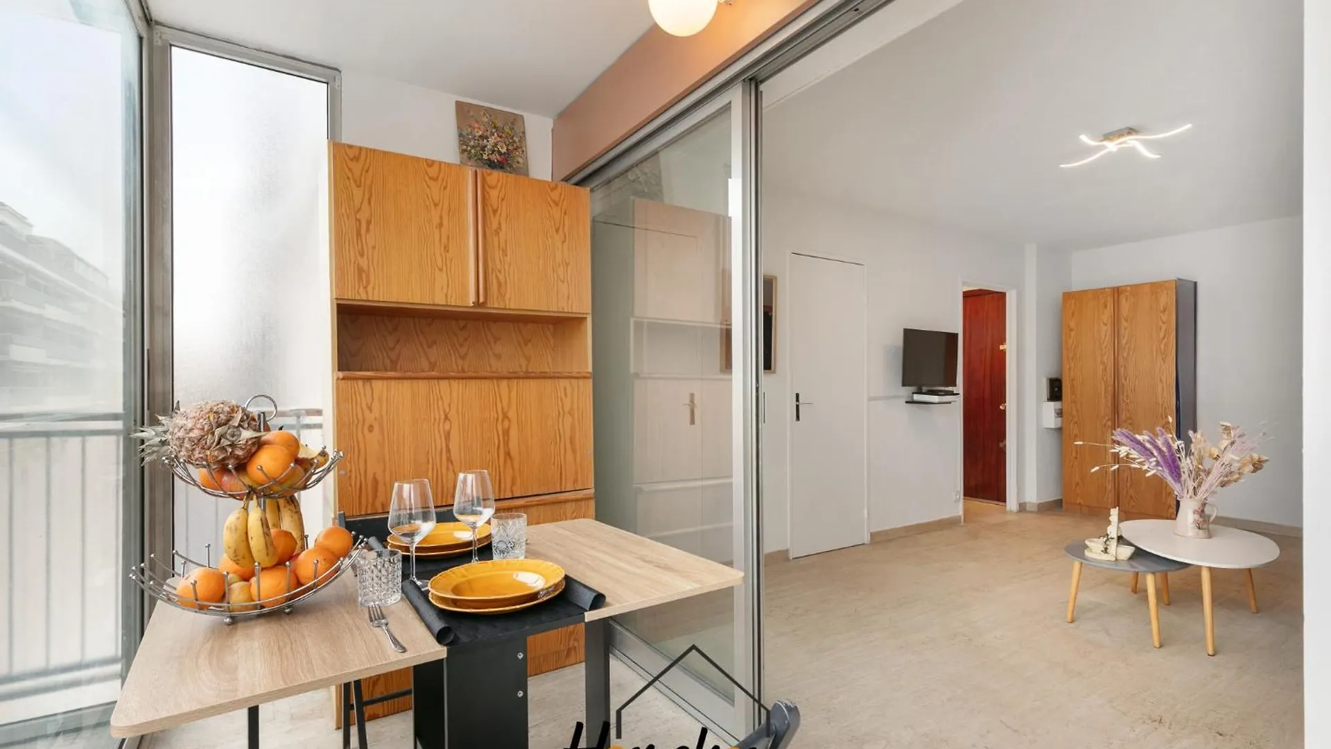 Studio Cosy, Emplacement Ideal 2 Minute Des Plages Vallauris Apartamento